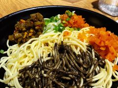 鸳鸯酱热干面-汪爹爹武汉牛三鲜(朝外大街店)