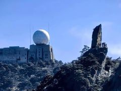 -黄山光明顶山庄