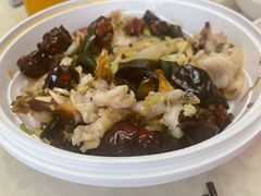 -小鱼小牛·鱼牛干锅·脆鱼火锅(世欧广场店)