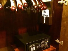 衣柜-广州天河希尔顿酒店
