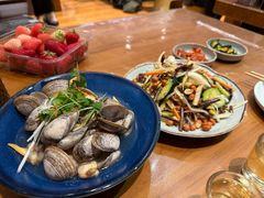 -长寿参鸡汤(朝韩风情街店)