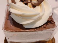 -红宝石·鲜奶小方·海派西点房(南翔店)