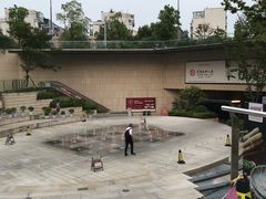 -易生活购物公园