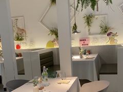 -春树下·树屋花房西餐厅(罍街AS1980店)