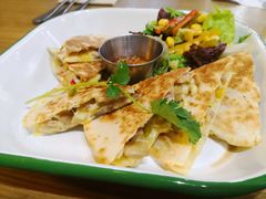 -HELLO 27 意面·沙拉·帕尼尼