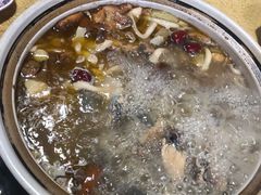-东巴谷野生菌火锅餐厅