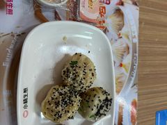 -小杨生煎(白玉兰广场店)