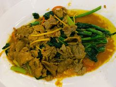 芥兰沙茶牛肉-廣味潮鲜·一品潮滋味(五道口店)