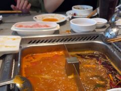 -海底捞火锅(新松江路店)