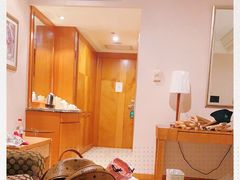 -武汉五月花大酒店(武昌火车站中南路地铁站店)