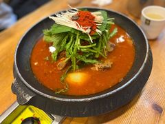 土豆排骨火锅-喇喇排骨火锅·传统韩式脊骨汤(望京西园总店)