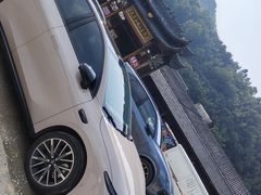 -安吉龙王山峡谷漂流