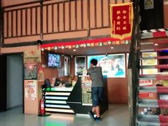-MJ魔爵全机关真人密室逃脱(万达广场松江店)