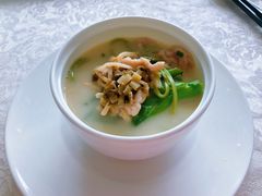 雪菜肉丝面-世博源公馆·本帮融合菜·主题包厢·江景餐厅