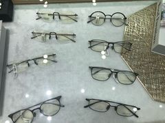 -无界眼镜MaxLess(滨江星光大道店)