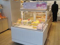 面包甜点陈列柜-好利来(高新枫叶广场店)