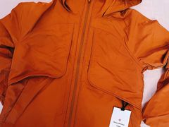 -lululemon(上海浦东IFC店)