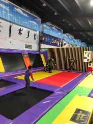-飞跃蹦床乐园(南山科技园店)