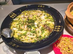 -渔语鱼酸菜鱼新川菜(来福士店)