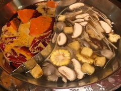 -大龙辣火锅·龙虾·烧烤(湖滨新天地店)