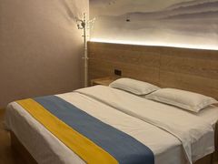-雅住连锁酒店(琉璃场地铁站店)