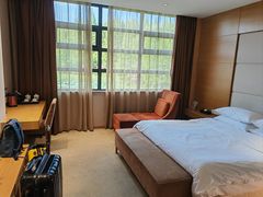 -上海怡沁园度假酒店