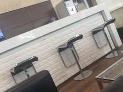 -天津波士信达奔驰4S店(卫津南路店)