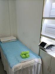 -苗医生0感科技祛痘