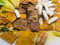 石板烤肉-冰冰龙虾·江湖菜·花园江景餐厅