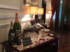 -Salon de Ville浦江汇(上海外滩华尔道夫酒店店)