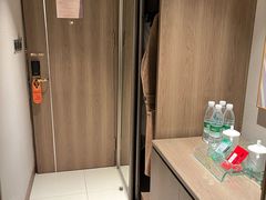 -济南南辛庄地铁站银座佳悦酒店