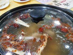 -濠轩阁特色生蚝火锅(水湾路店)