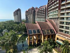 -三亚湾海居铂尔曼度假酒店