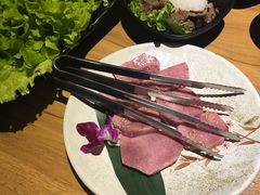 -炼火烤肉店