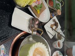 -得意咚瓜·顺德鱼生·冬瓜火锅(深圳首店)