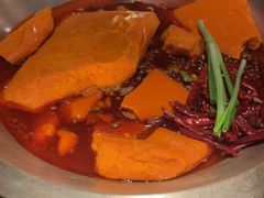 -王婆乔鲜鱼自助火锅(蜀汉路店)