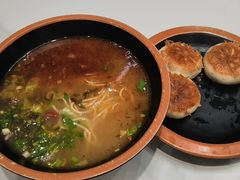 -瞪眼牛煎包·大锅牛肉汤(懿德城店)