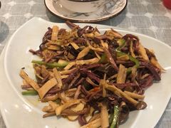 -小厨子私房菜·云南美食店