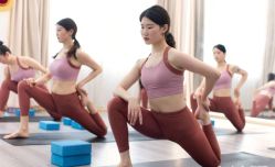 -亚太瑜伽普拉提学院