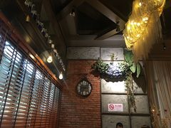 -玛格萝妮(汇智国际商业中心店)