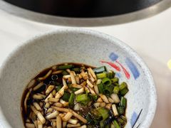 -毛辣果·贵州红酸汤牛肉火锅(西单店)