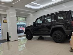 -中国建设银行(上海南京西路支行)