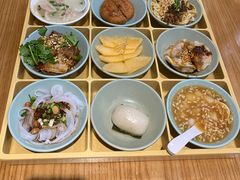 -皇城坝小吃(科华成都王府井购物中心店)