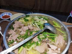 跷脚牛肉小锅-肖四女乐山跷脚牛肉(世博源店)