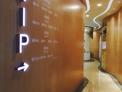 -百联又一城停车场