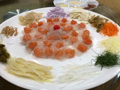 捞起鱼生-寻味顺德·南记酒家·传统顺德菜·鱼生(广源路店)