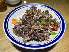 爆炒风爪菇-炊烟·山房菜