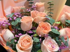 -海底捞火锅(地王新天地店)