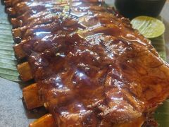 BBQ猪肋排-Naughty Nuri’s Phuket