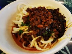 卤饵丝-金实大酥牛肉面